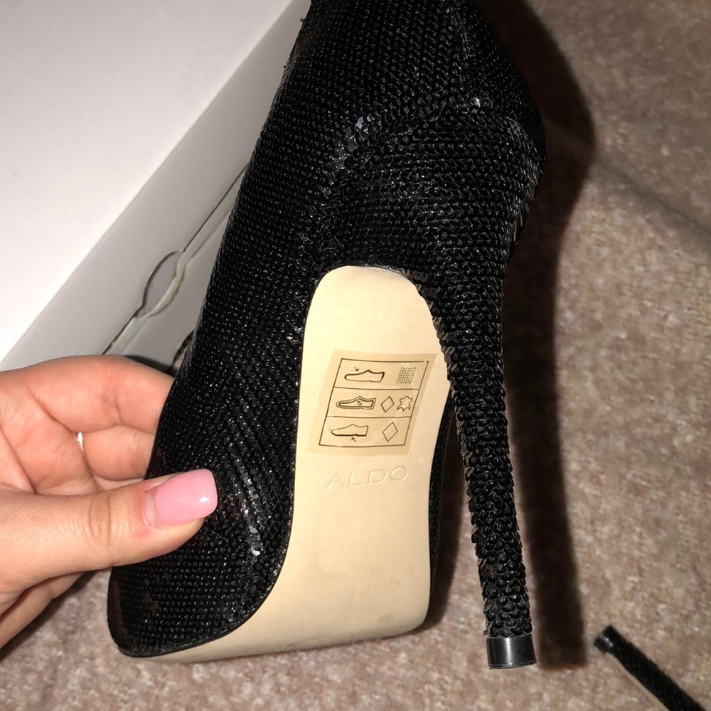 Black Aldo sequence heels - Picture 5 of 6